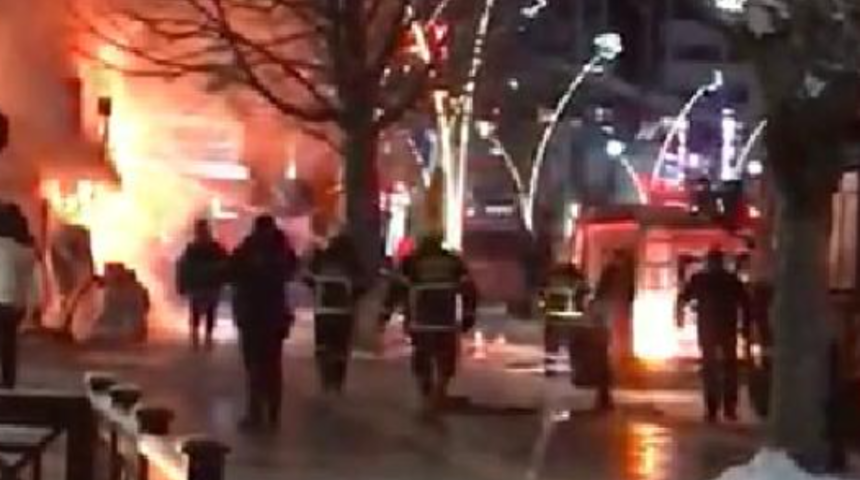 Tokat'ta yangın: 7 iş yeri zarar gördü