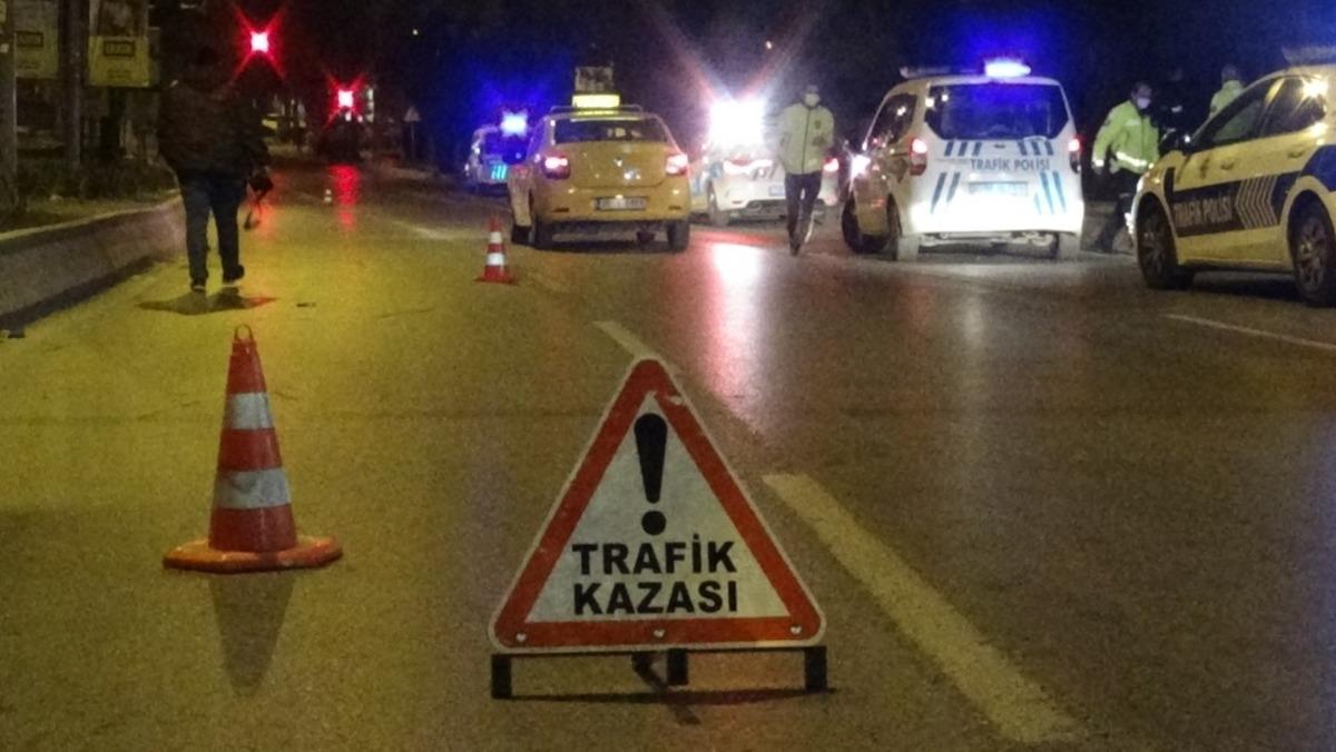 İzmir&rsquo;de motosiklet s&uuml;r&uuml;c&uuml;s&uuml; kazada ağır yaralandı