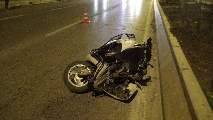 İzmir’de motosiklet sürücüsü kazada ağır yaralandı G3