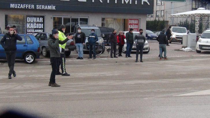 Işık ihlali yüzünden yaşanan kaza kameralara  yansıdı G4