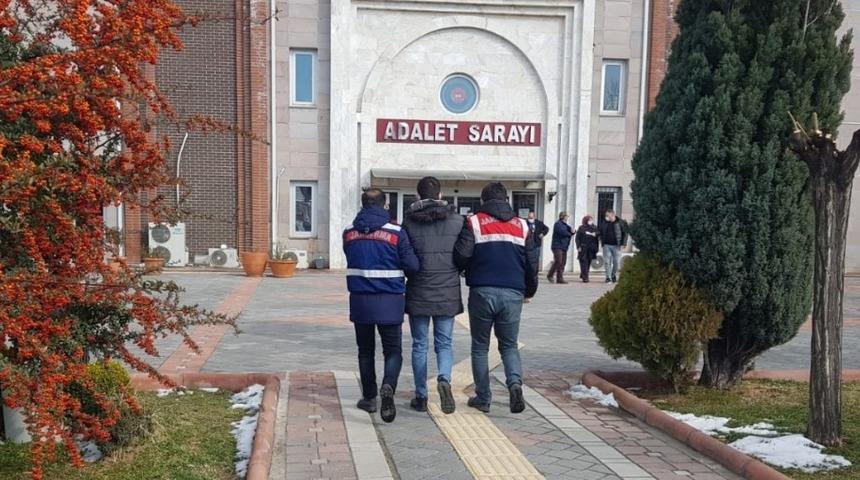 Isparta’da firari şahıs saklandığı adreste yakalandı