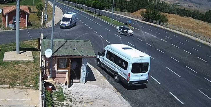 Doğu Karadeniz’de dikkatsiz sürücülerin kazaları şehir polis kameralarına yansıdı G5