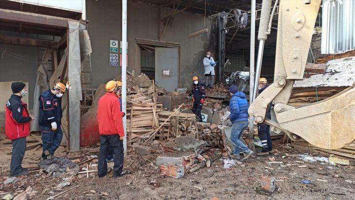 Bursa'da mobilya fabrikasında patlama sonucu yangın çıktı, bir işçi öldü, 6 kişi yaralandı G2