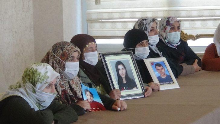 Çocuğunu Gara’da şehit verdi, evlat nöbetindeki aileleri yalnız bırakmadı G3