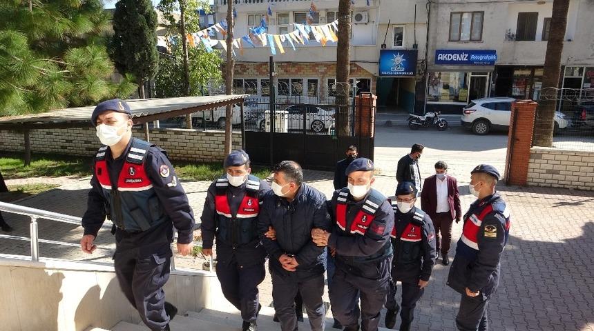 Adana&rsquo;daki r&uuml;şvet operasyonunda ş&uuml;pheliler adli kontrolle serbest