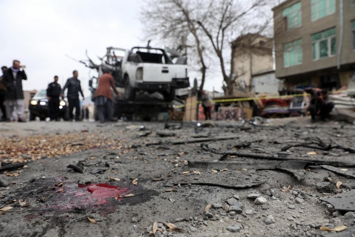 Afganistan&rsquo;da art arda &uuml;&ccedil; saldırı: 5 &ouml;l&uuml;, 2 yaralı