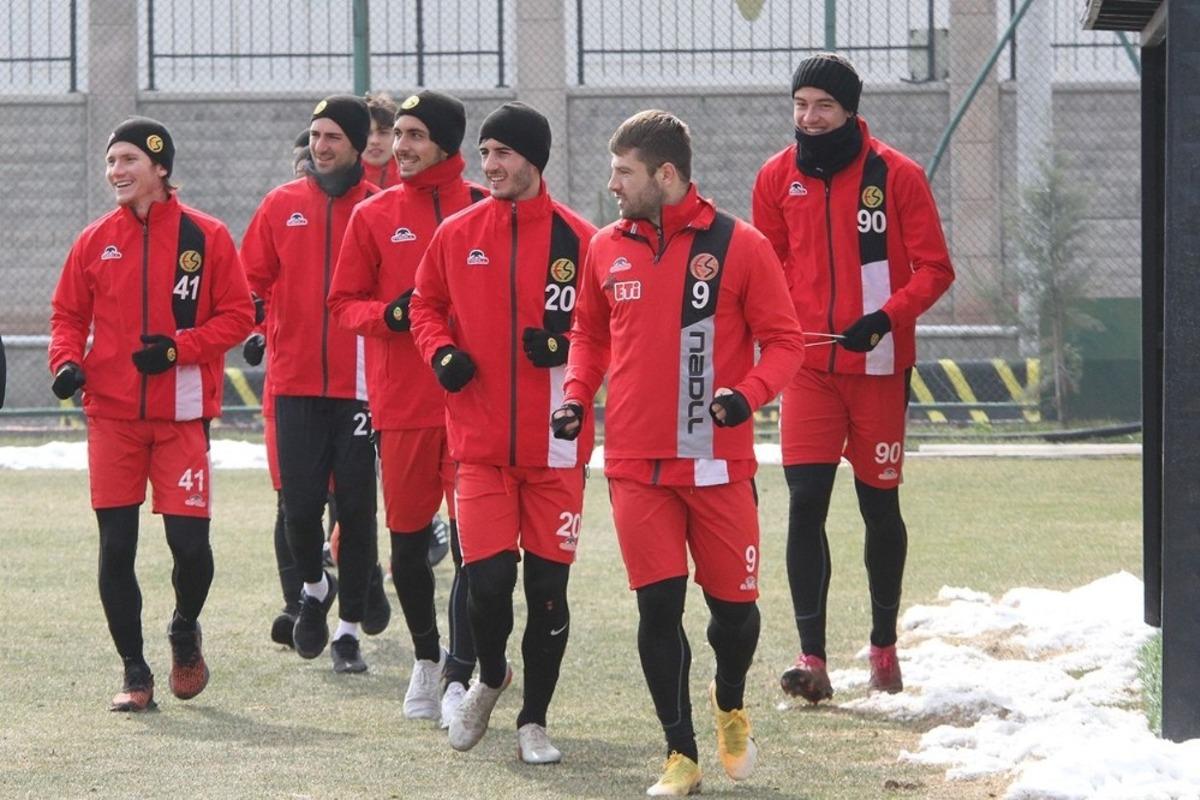 Eskişehirspor, Samsunspor ma&ccedil;ının hazırlıklarına başladı