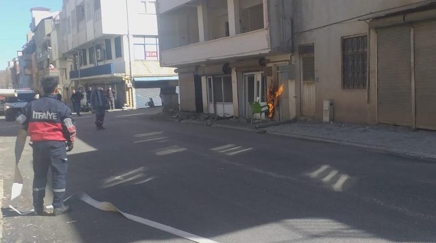 Doğalgaz borusunda &ccedil;ıkan yangın korkuttu