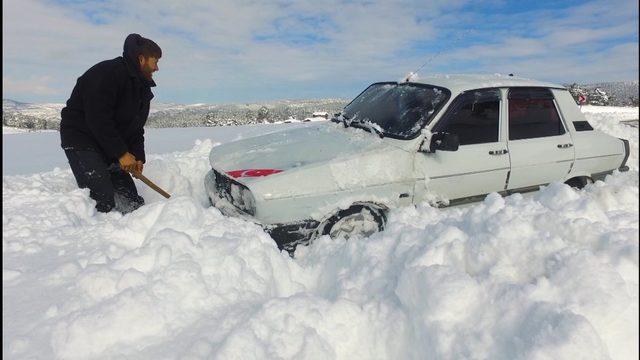 Ailesine yardım için gittiği yaylada mahsur kaldı