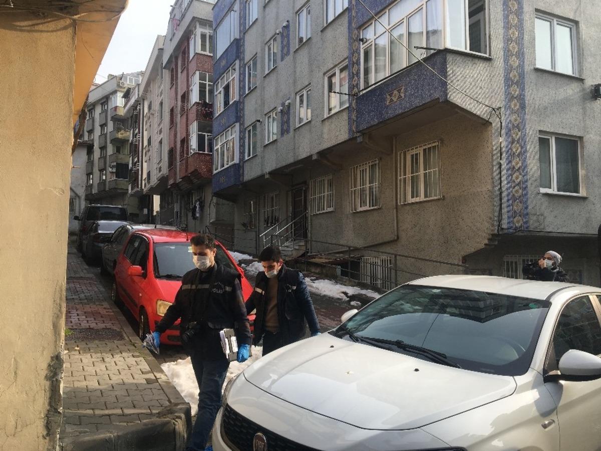 Gaziosmanpaşa&rsquo;da bir baba, 2 oğlunu bacağından vurdu