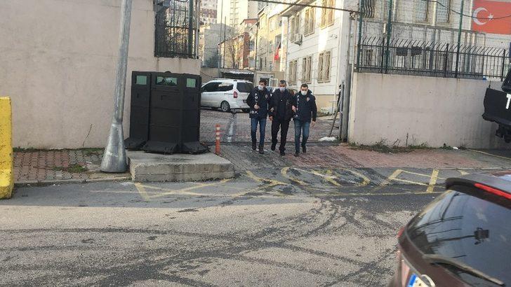 Gaziosmanpaşa’da bir baba, 2 oğlunu bacağından vurdu G2