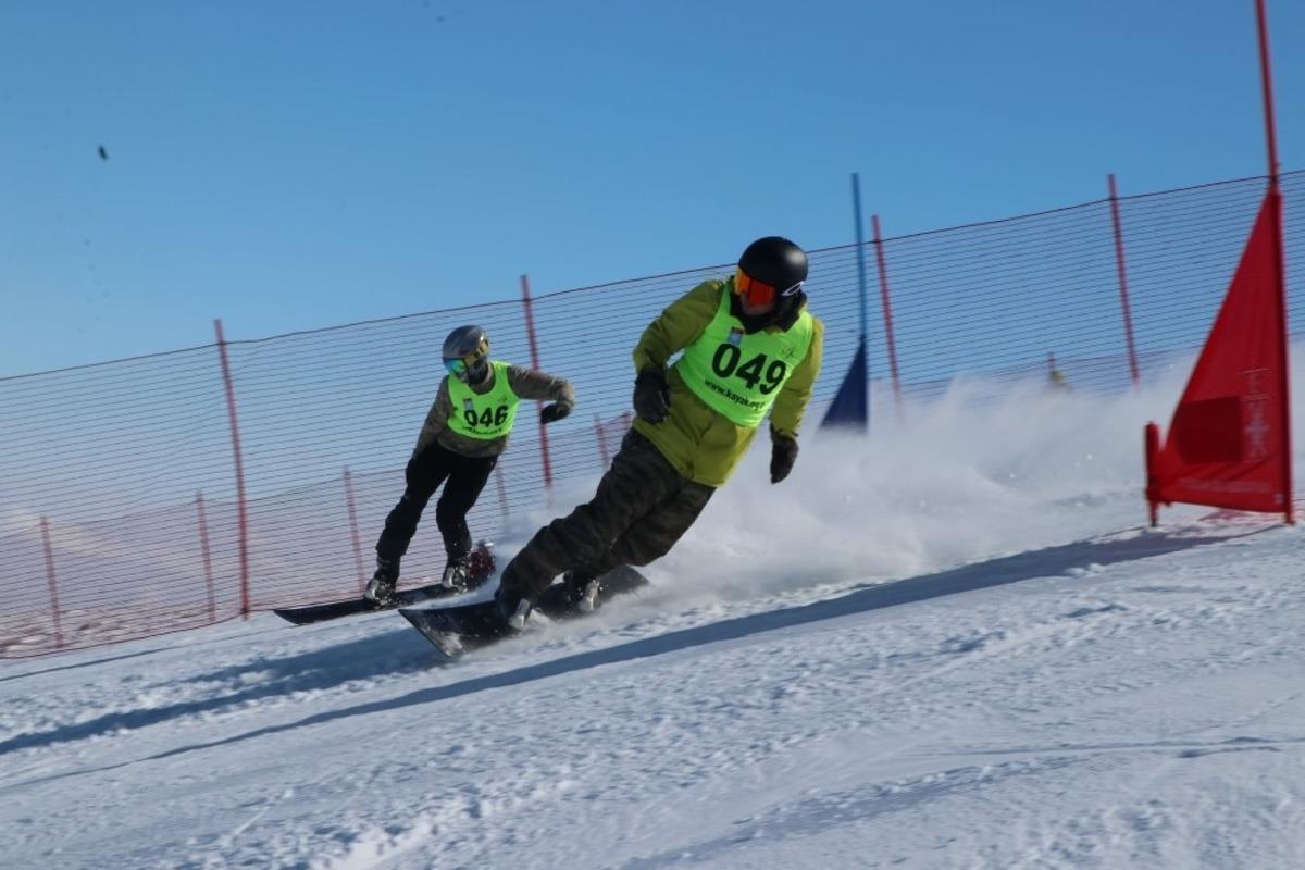 Erciyes&rsquo;te Snowboard R&uuml;zgarı