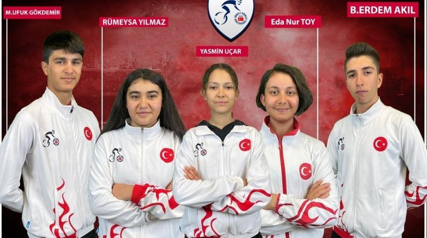 Büyükşehir sporcuları şehri gururlandırdı