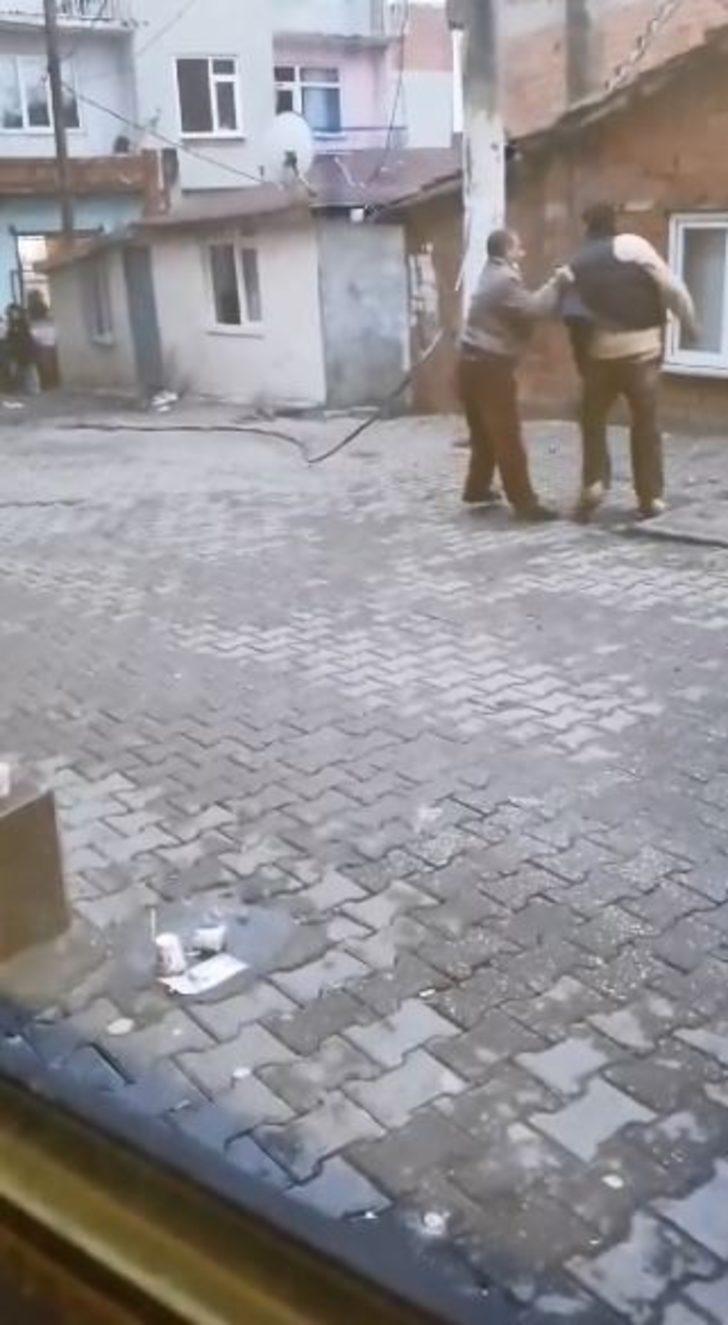 Canını hiçe sayıp patlayan akım tellerine tekme attı G2