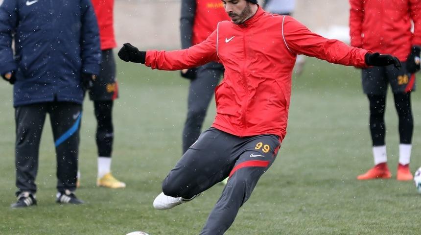 Kayserispor 23 futbolcuyla gitti