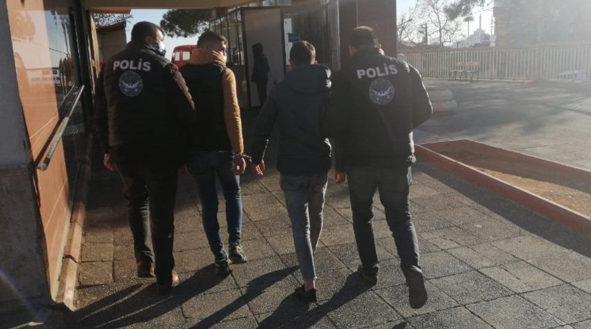 Kahramanmaraş&rsquo;ta silahlı olaylara karışan 2 kişi tutuklandı