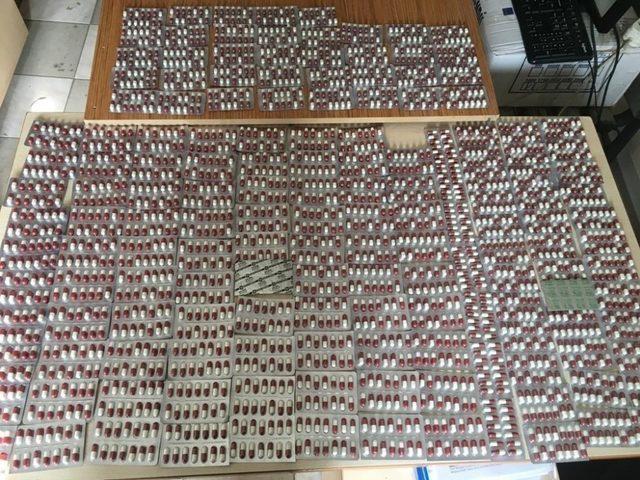 Kısıtlamada ticari taksiyle uyuşturucu sevkiyatı polise takıldı 1