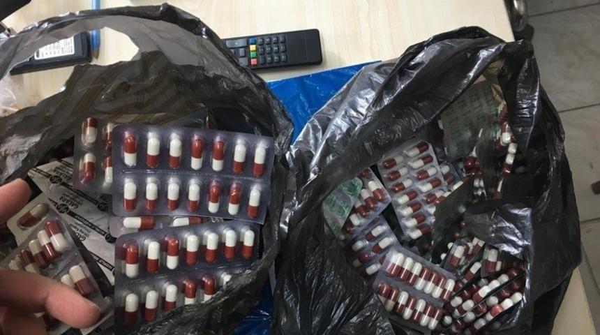 Kısıtlamada ticari taksiyle uyuşturucu sevkiyatı polise takıldı