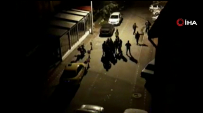 Zonguldak'ta iki grup sokak ortasında birbirine girdi: 2 yaralı