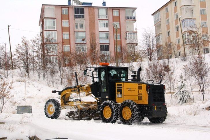 Bayburt’ta karla mücadelede yoğun mesai G1