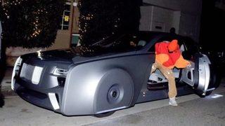 Justin Bieber özel tasarım yeni otomobilini görünce ağladı