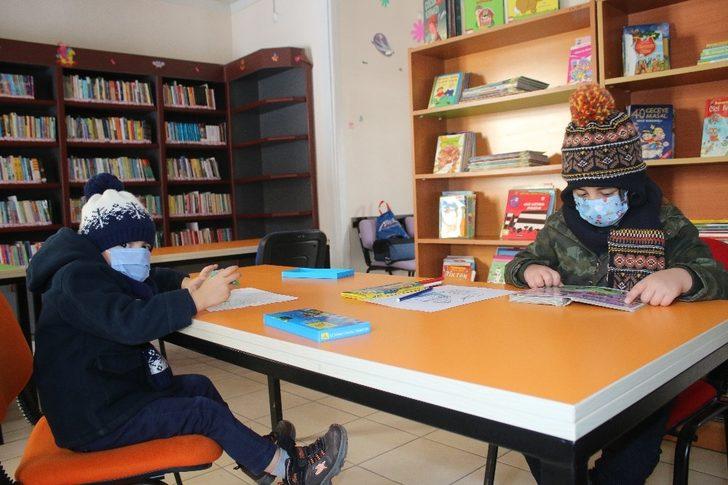 Çocuklar hem eğleniyor, hem okuma alışkanlığı kazanıyor G4