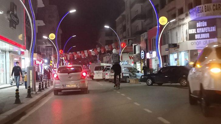 Adrenalin olsun diye canlarını tehlikeye attılar G4