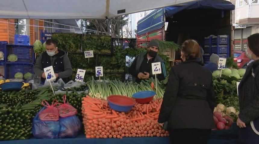 Babadan oğula pazar tezgahı: Aylık kazanç dudak uçuklatıyor! Sahipleri arasında iş adamları ve sanatçılar bile var