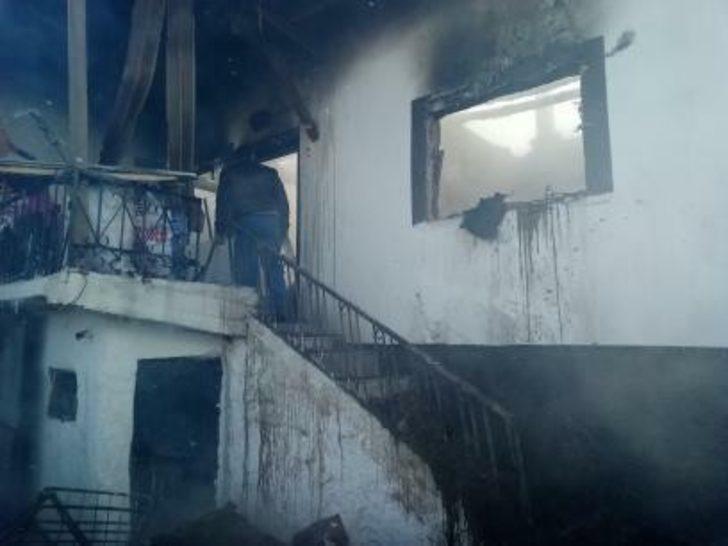 Yozgat’ta çıkan yangında mutfak tüpü patladı: 2 ölü G3