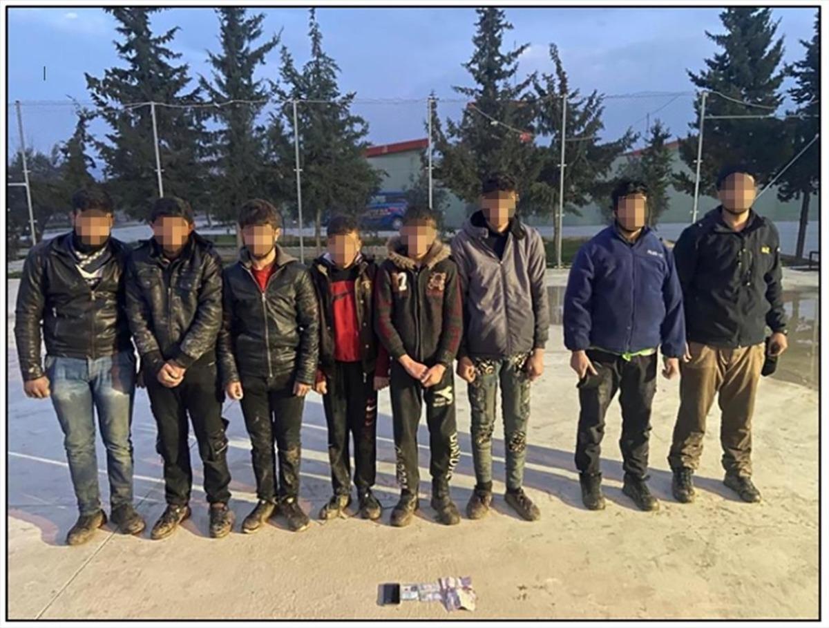 MSB sınırda 4 ter&ouml;ristin yakalandığını duyurdu