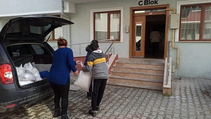 İhtiyacı olanların yüzlerini güldürdüler G1