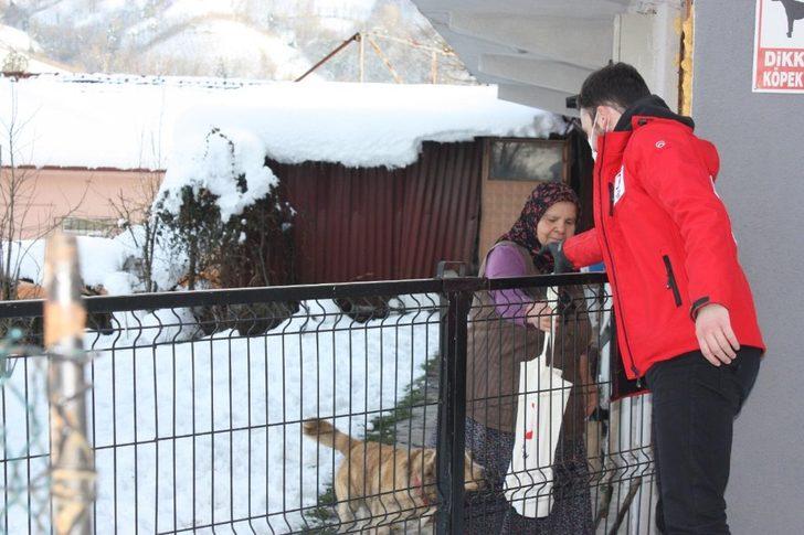 Kızılay gönüllüleri Yığılca’ya çıkartma yaptı G1