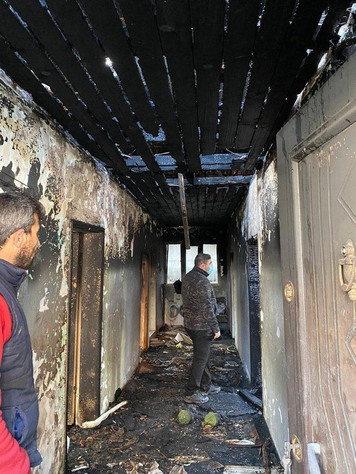 Evi yanan yabancı uyruklu ailelere Kızılay sahip çıktı G4