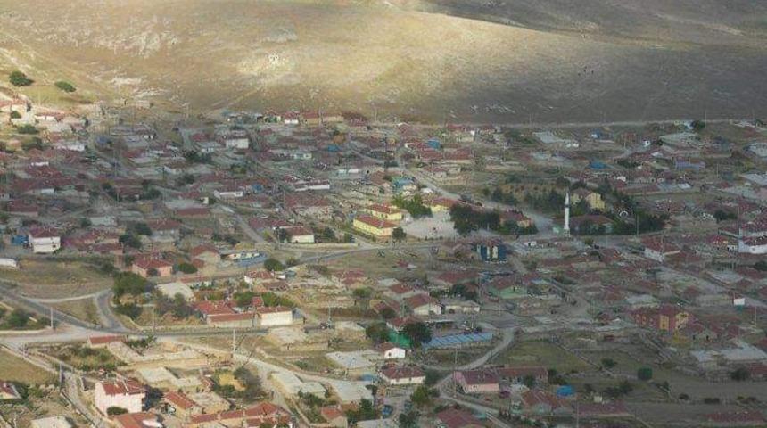 Korona virüs vakalarının arttığı köye karantina kararı