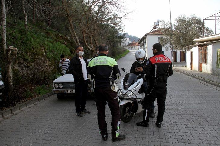 Fethiye ‘de Kovid-19 Tedbirlerini İhlal Eden 46 Kişiye 39 bin 720 lira Para Cezası Kesildi G4