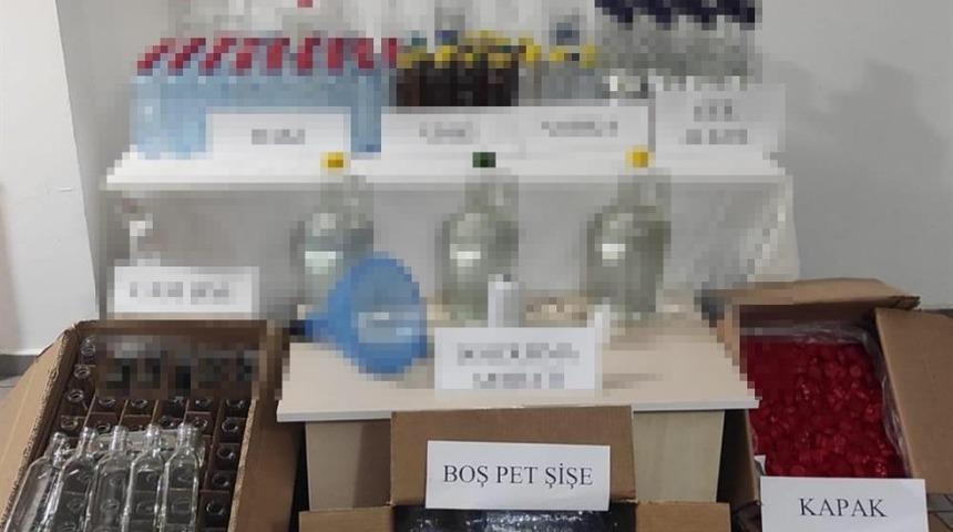 Ayvalık’ta kaçak içki operasyonu