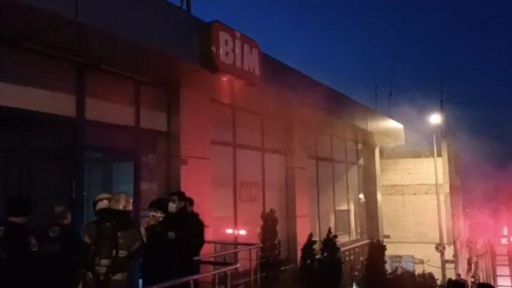 Bursa’da marketin deposunda çıkan yangın söndürüldü G3