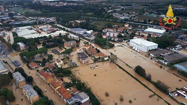 İtalya'da sel felaketi! Çok sayıda ölü var