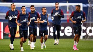 Ligue 1'de zirve yarışındaki PSG 3 puan kaybetti