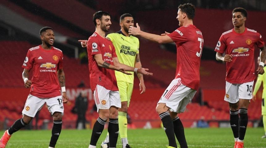 Manchester United 2 maç sonra kazandı