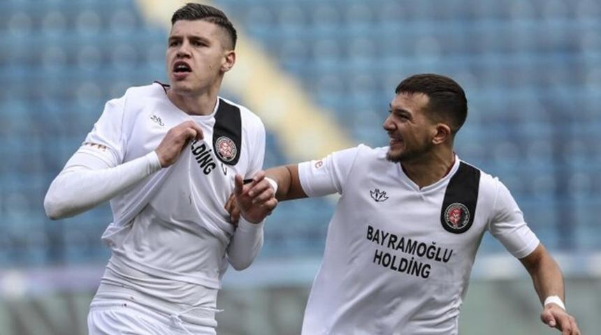 F.Bahçe'den G.Saray'a bir transfer çalımı daha