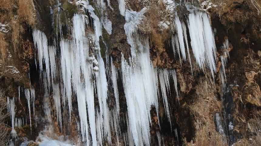 Doğu Anadolu buz kesti