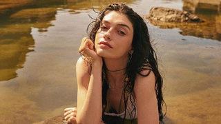 Hazar Ergüçlü aşka geldi