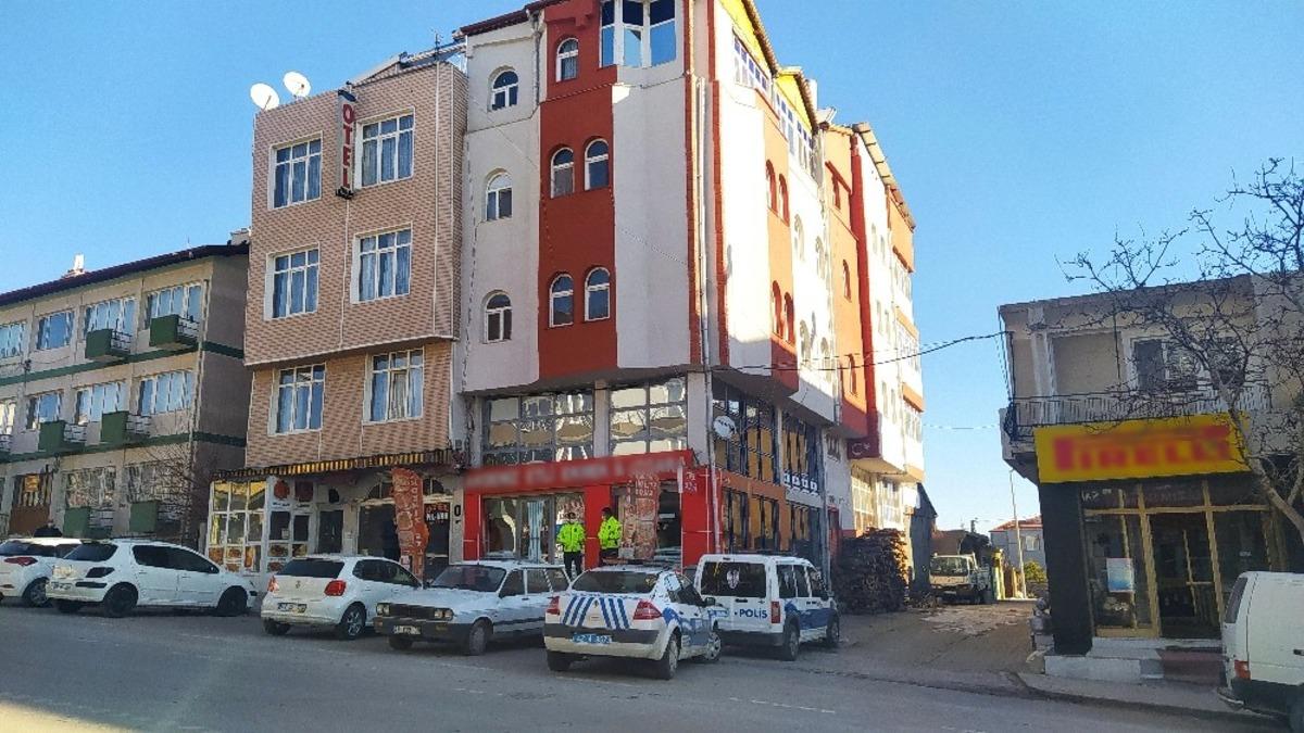 Konya&rsquo;da kimya &ouml;ğretmeni otel odasında &ouml;l&uuml; bulundu