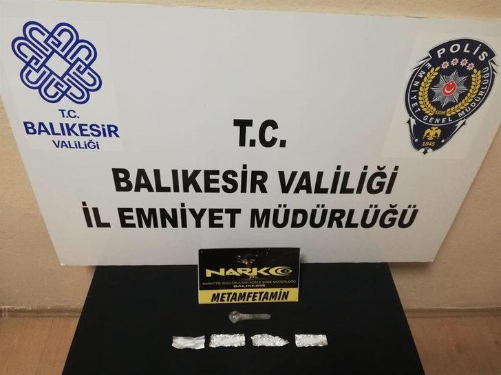 Balıkesir’de son 1 haftada 74 uyuşturucu şüphelisi yakalandı G4