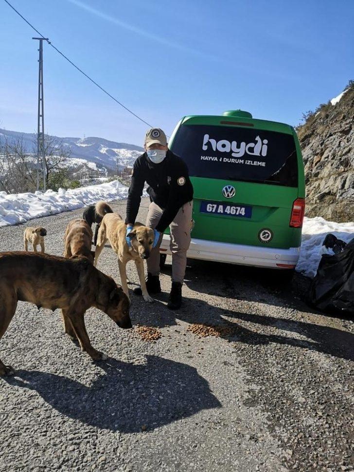 Zonguldak Polisi sokaktaki canları unutmadı G4