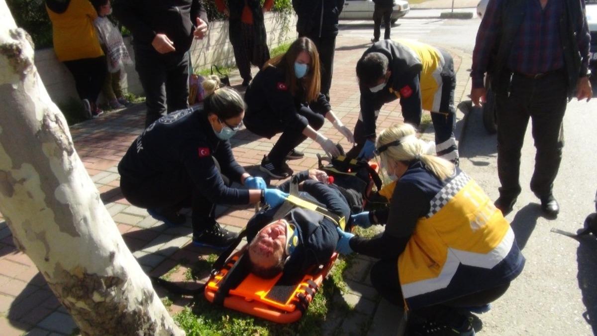 Manavgat&rsquo;ta otomobil ile minib&uuml;s &ccedil;arpıştı: 1 yaralı