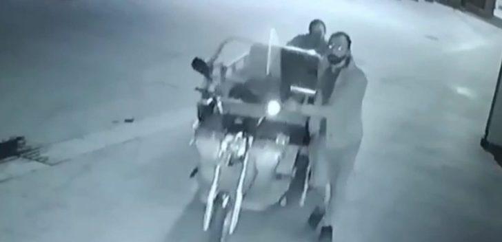 İnternetten takip edip hem bisikletlerini hem siparişlerini çaldılar G2