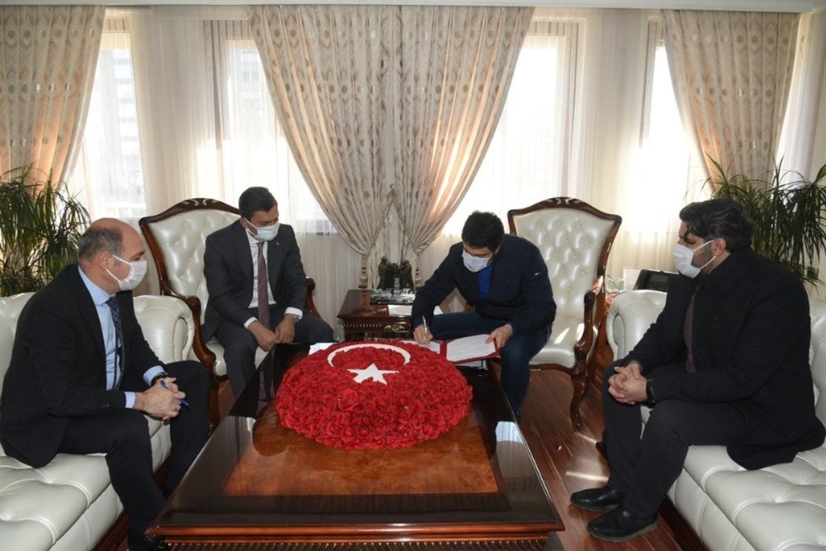 Hayırsever iş adamı, Batman&rsquo;da annesinin adını taşıyacak anaokulu yaptıracak