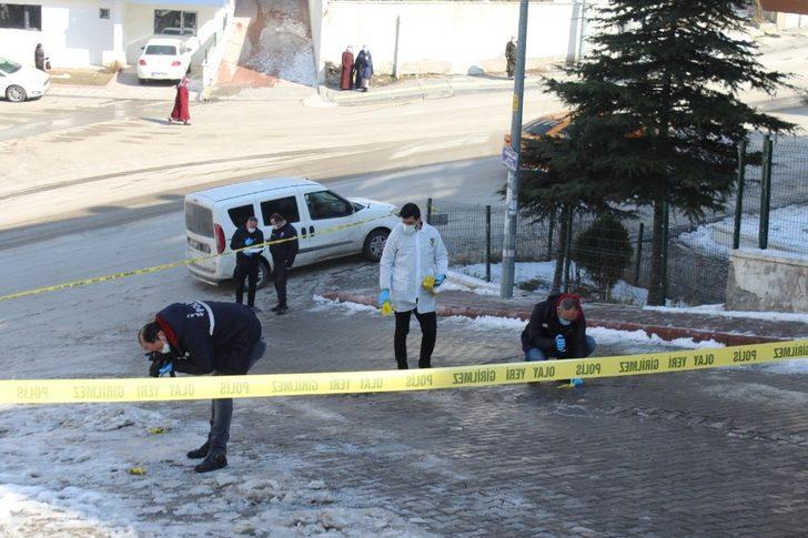 Ankara’da bir kadın sokak ortasında vurularak hayatını kaybetti G2